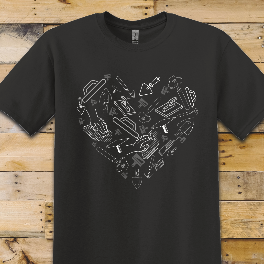 Black t-shirt Tools Heart